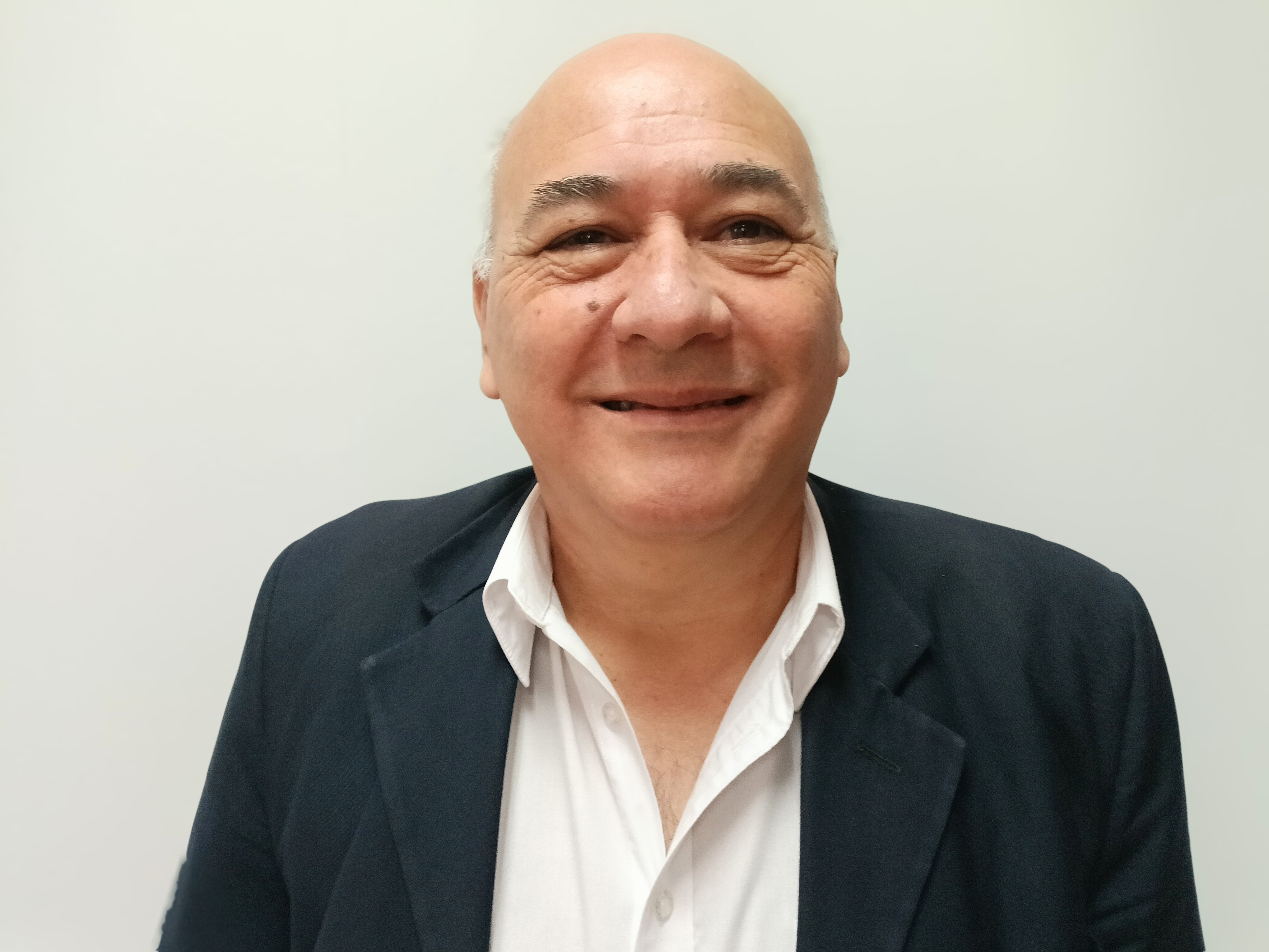 Sr. Solís, Carlos Marcelo